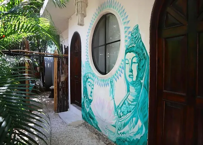 Hostal Tubo - Unique *