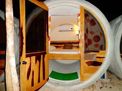 Tubo - Unique Hostal Tulum