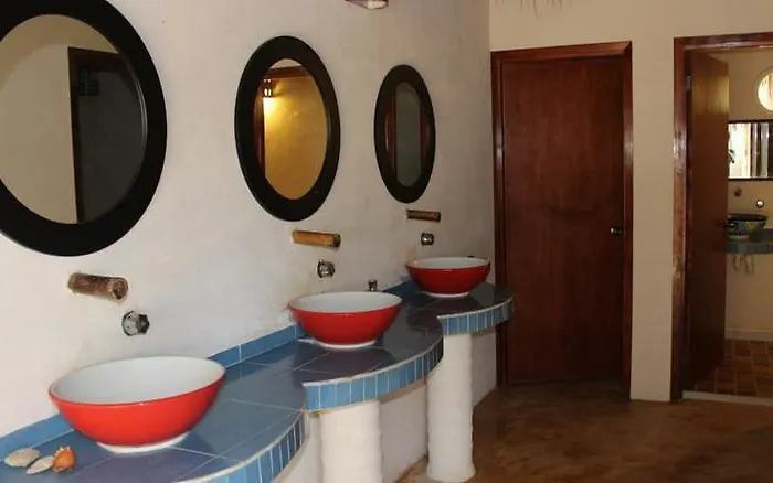 Tubo - Unique Hostal Tulum